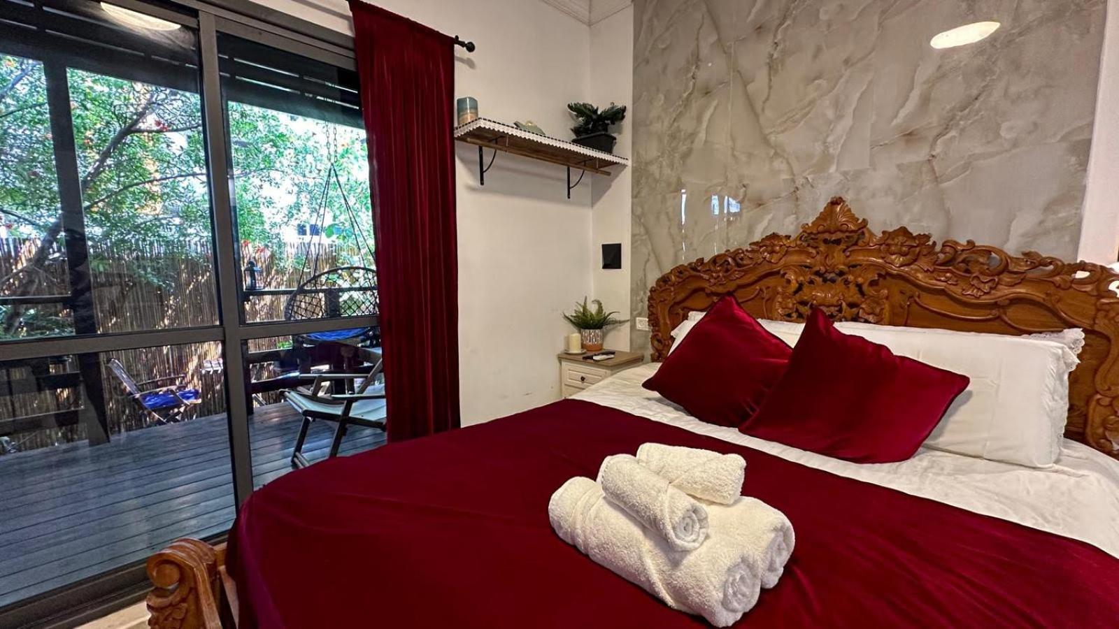 Bed and Breakfast Ahuzat Shaul Seaside Hadera Exterior foto